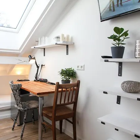 Gemütliches Tiny - Nur 10min Vom Zentrum Apartment *