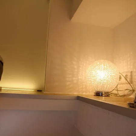 Gemuetliches Tiny - Nur 10min Vom Zentrum *