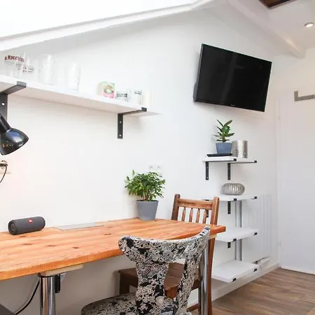 Gemuetliches Tiny - Nur 10min Vom Zentrum * Stuttgart